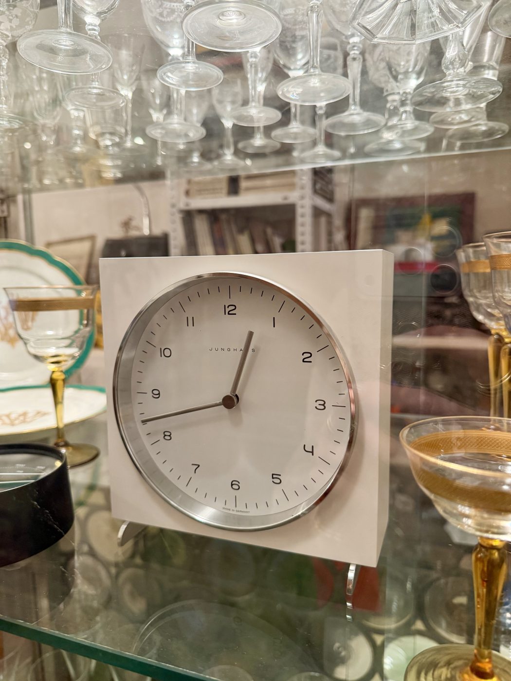 Junghans Tischuhr Entwurf Max Bill